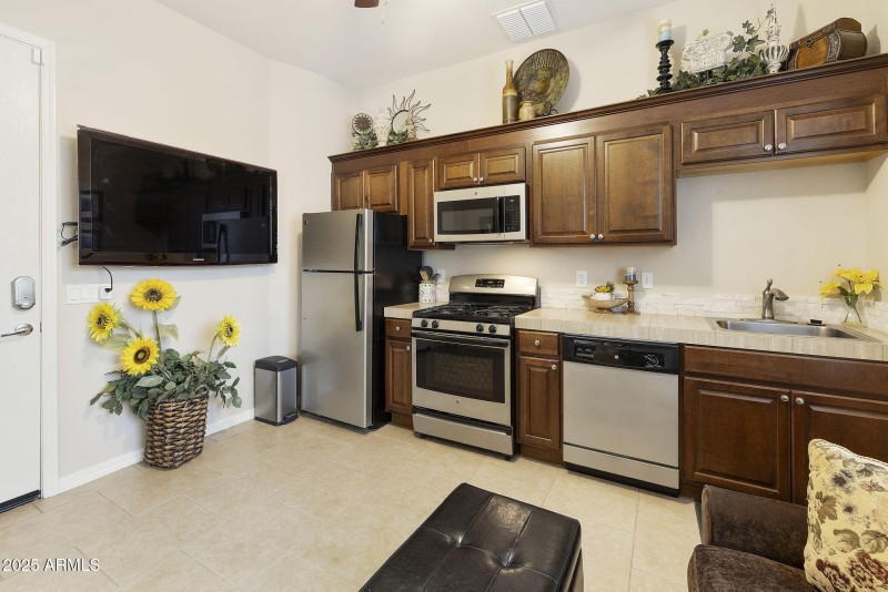 Casita Kitchen/Living