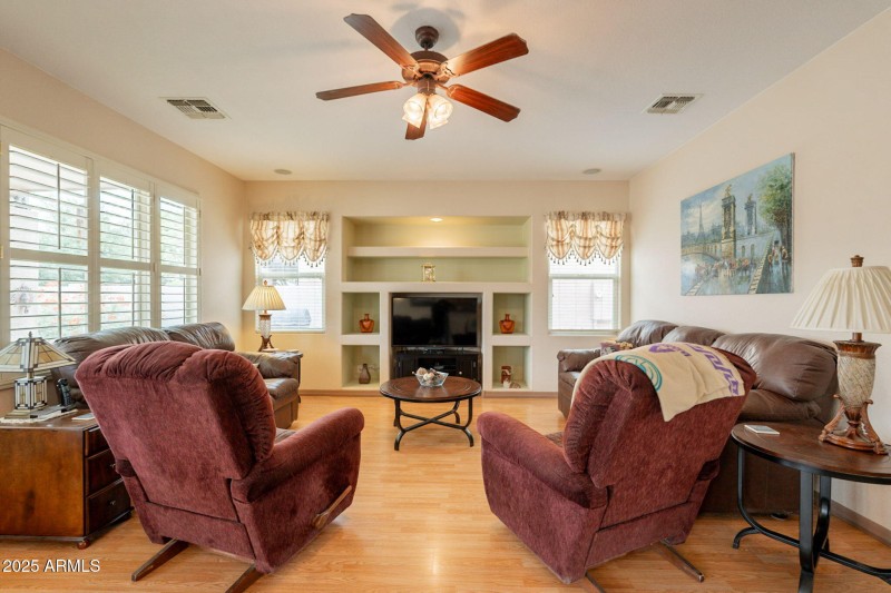 6-web-or-mls-Rolling-6