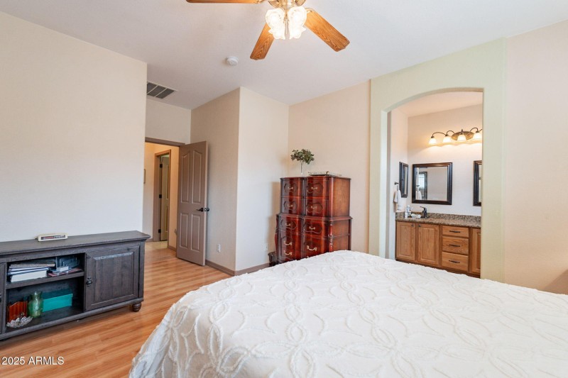 21-web-or-mls-Rolling-21