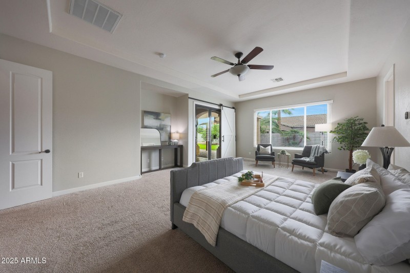 Large light and bright owners suite