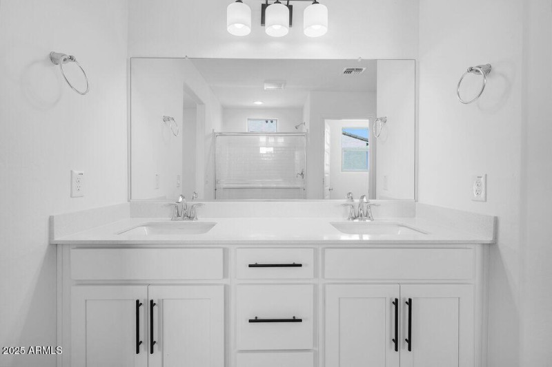 hj-az-phoenix-asante-vista-ellington-lot