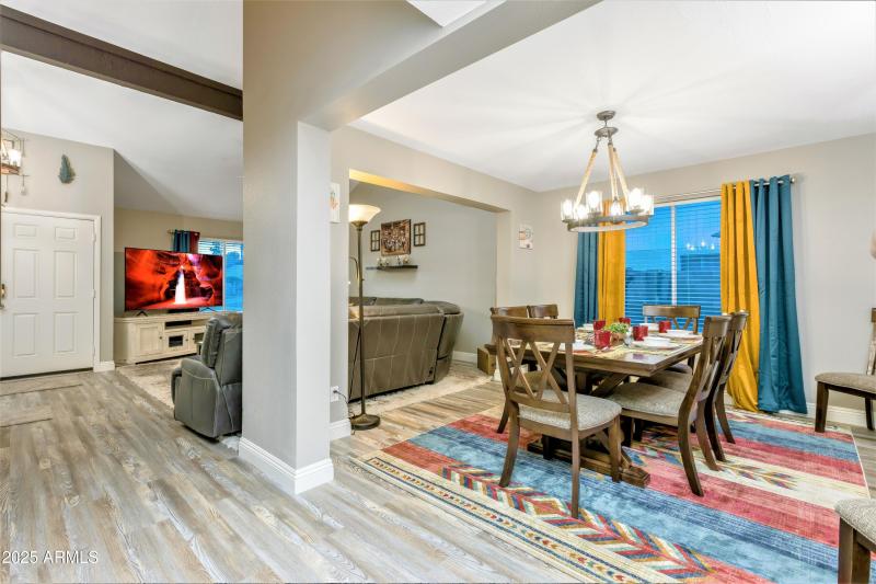 4) 62909-68cb2508a9ea5