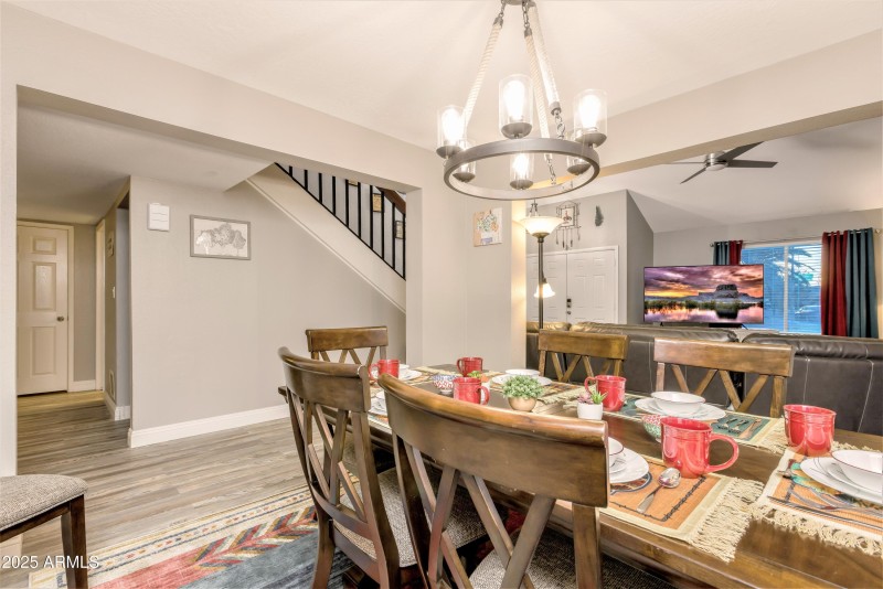 5) 62909-68cb246f2f7ac