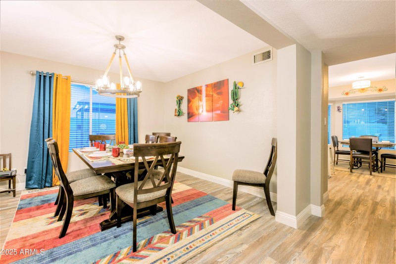 6) 62909-68cb24255eb9c