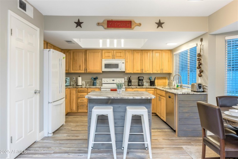 10) 62909-68cb24dbc7dd5