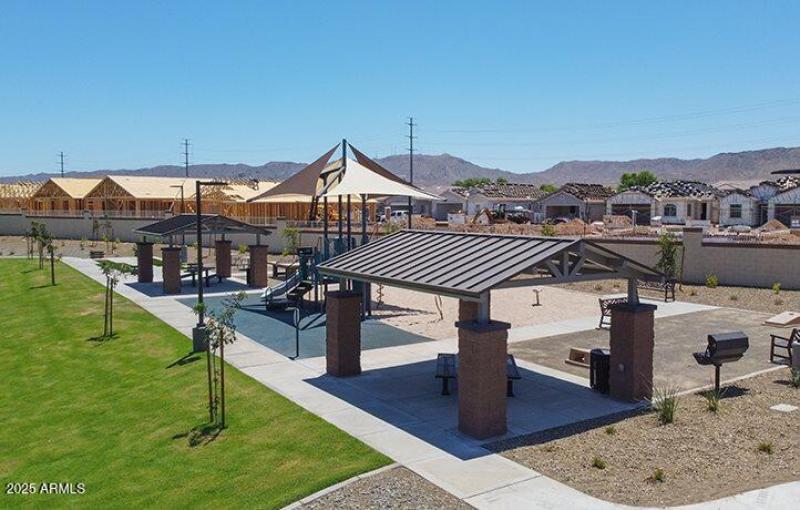 Addison Park Amenities_722x460 (10)