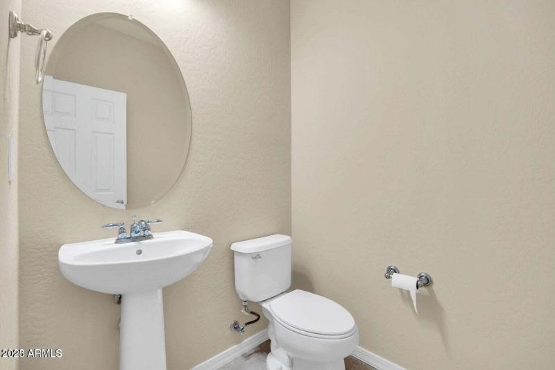 3639 W Thalia Ct 1st floor powder room