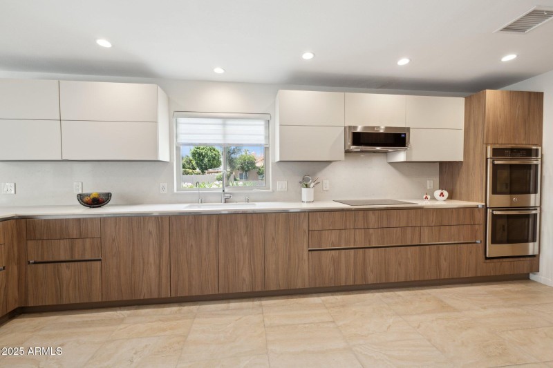 26-web-or-mls-7339-e-keim-dr