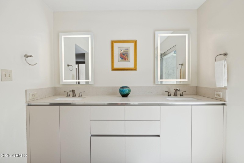 35-web-or-mls-7339-e-keim-dr