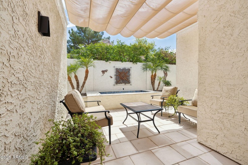 Covered custom back patio