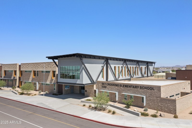 Sky Crossing Elementary School