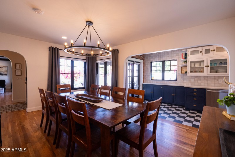 Dining Room & Kitchen