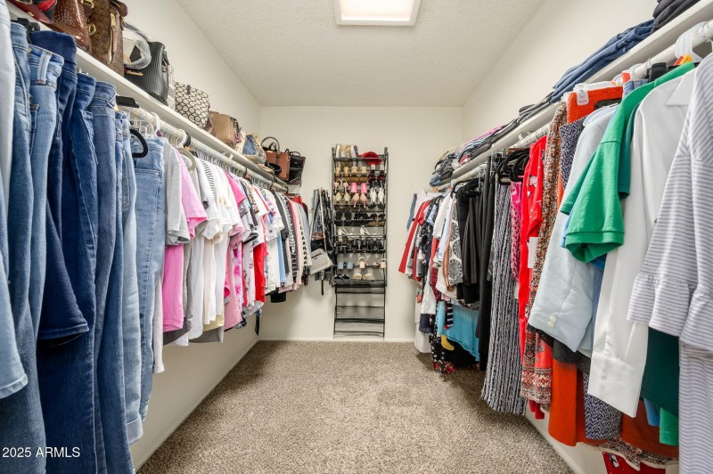 walk in closet master bedroom
