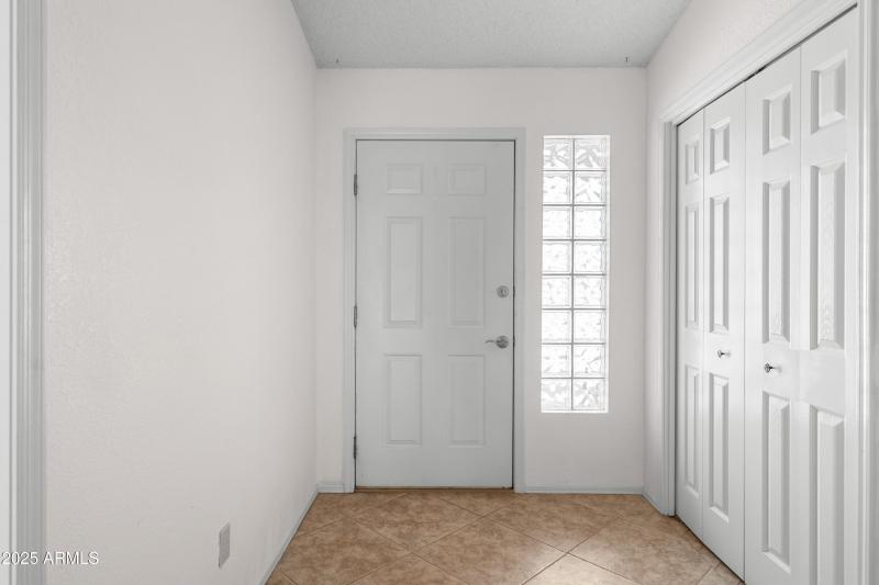 Interior - 4064 S Comanche Dr-1