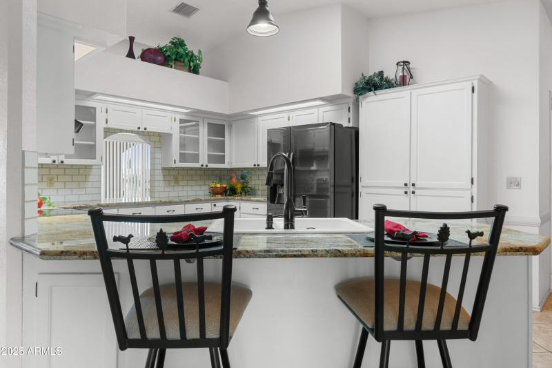 Interior - 4064 S Comanche Dr-3