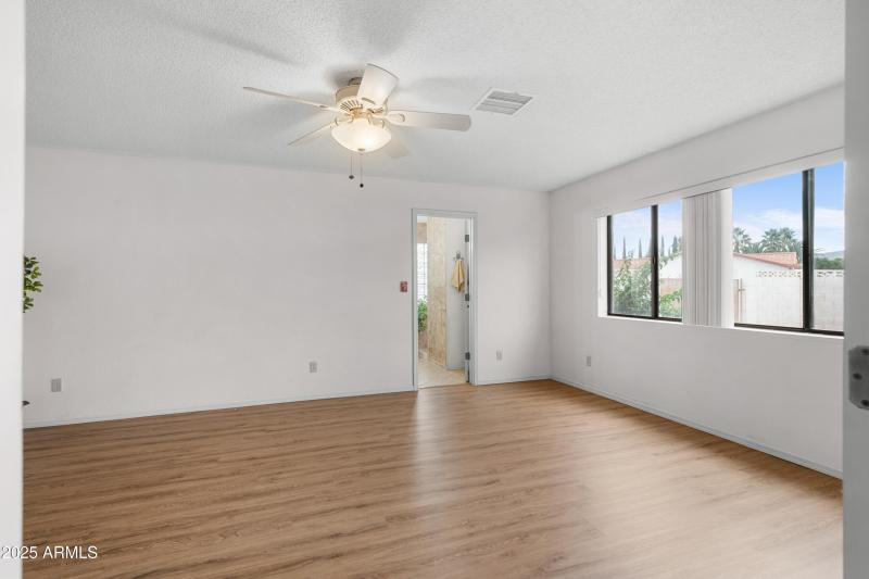 Interior - 4064 S Comanche Dr-11