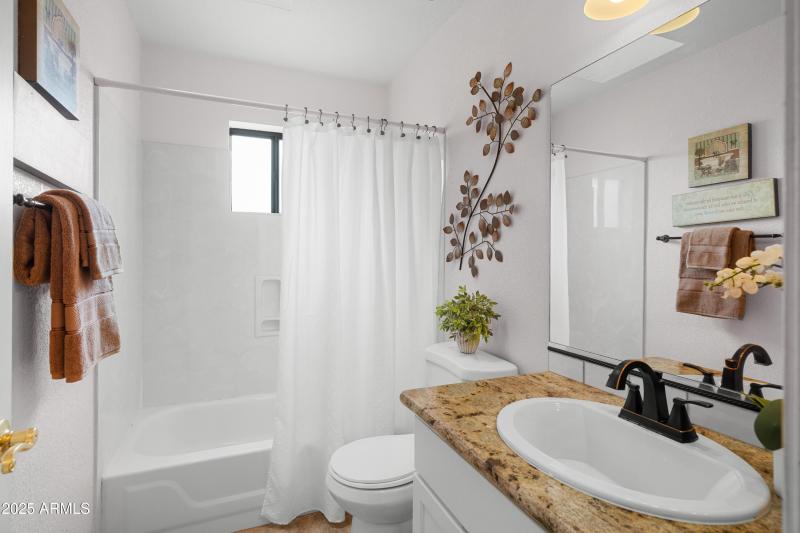 Interior - 4064 S Comanche Dr-28