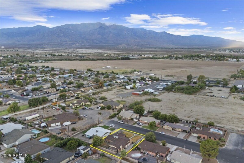 11-DJI_20250912175835_0066_D