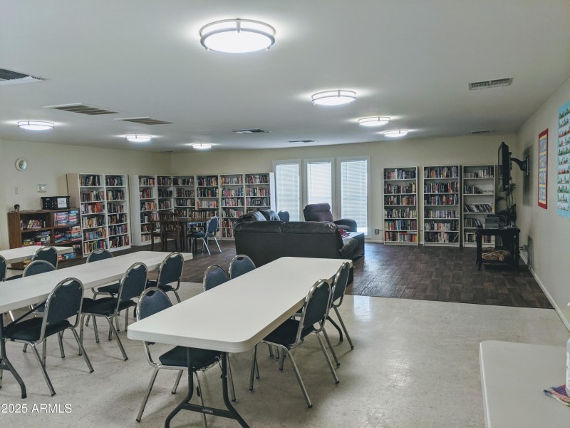 Palm Shadows-Media, Library Rm