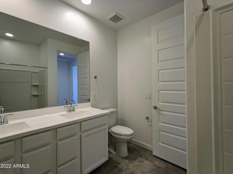 16846 W LAS PALMARITAS DR