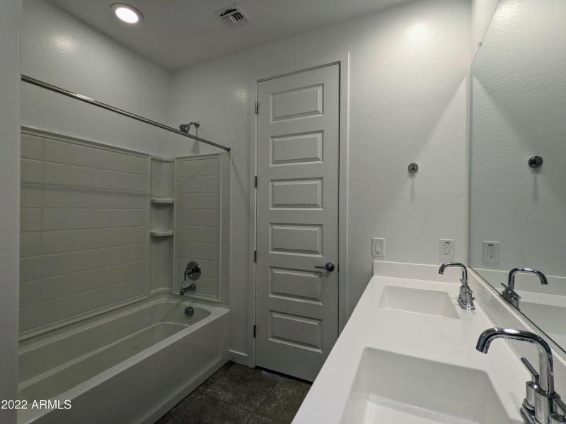 16846 W LAS PALMARITAS DR