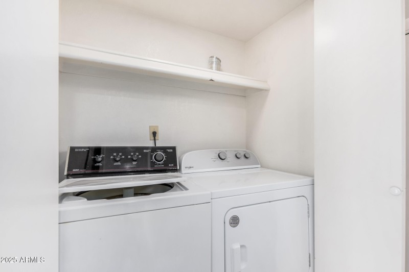 Washer/Dryer - FULL SIZE