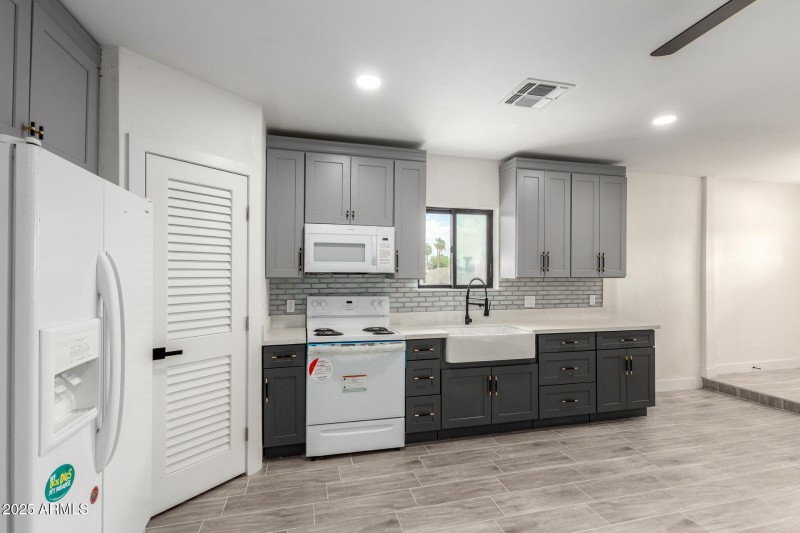 Guest house/ ADU Kitchen