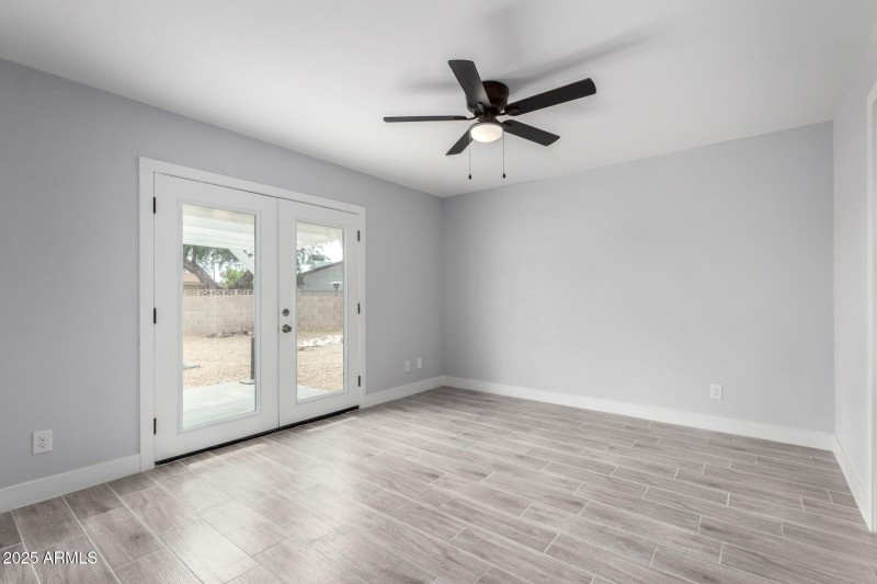 Main house primary bedroom