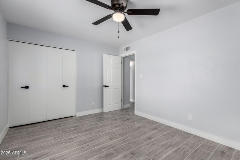 Main house guest bedroom