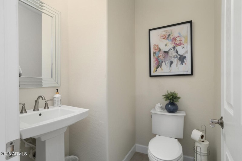 Powder room