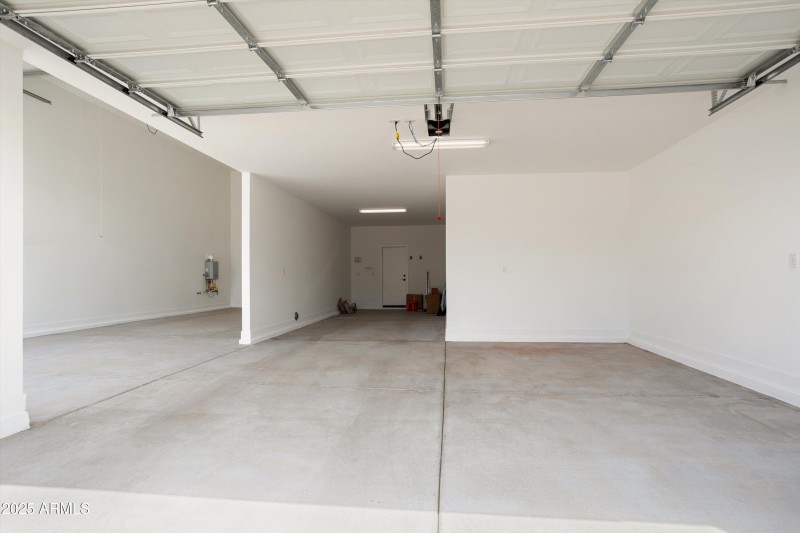 3 Garage - Plus RV Garage