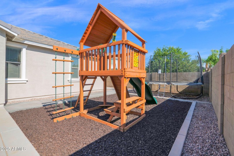 39-web-or-mls-P1303706