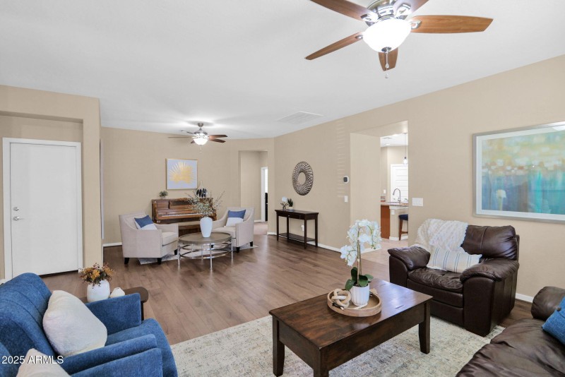 10-web-or-mls-P1303636