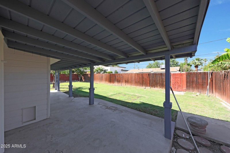 Covered Patio!!!