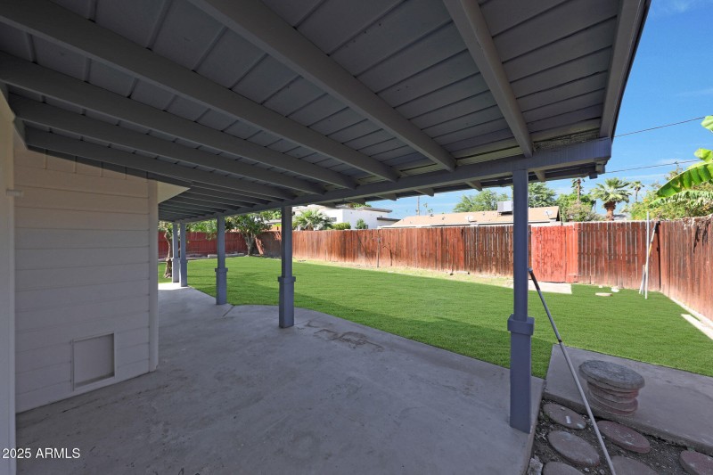 Covered Patio!!!