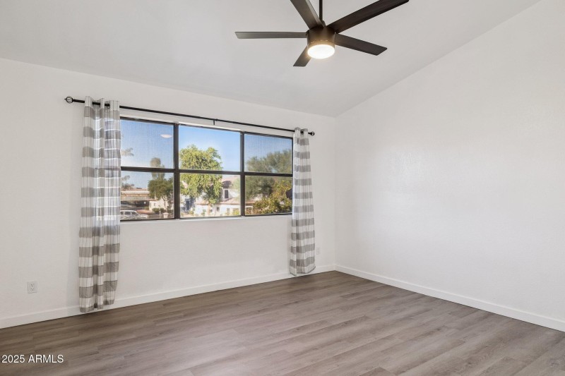 18-web-or-mls-4206-e-agave-rd