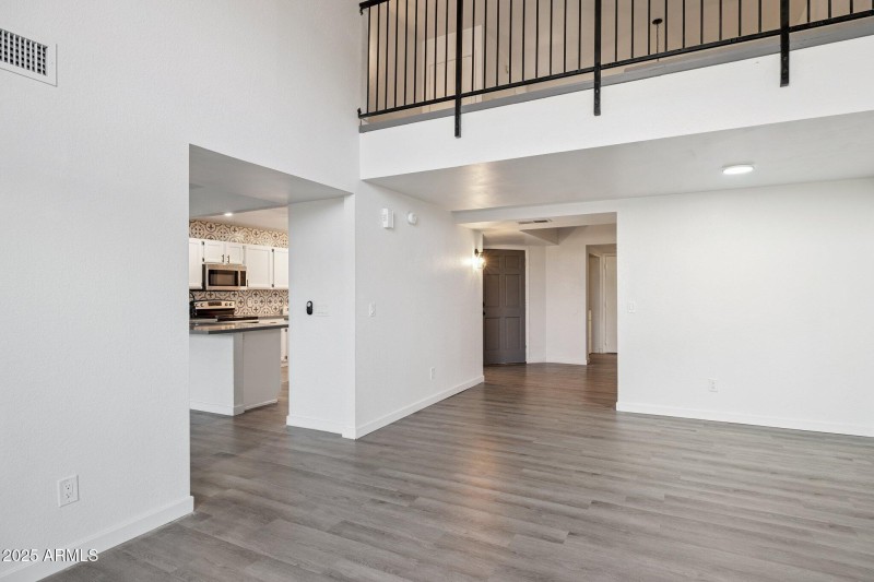 7-web-or-mls-4206-e-agave-rd (1)