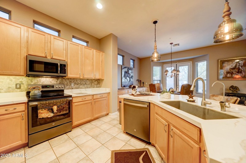 14811 E Shimmering View-12