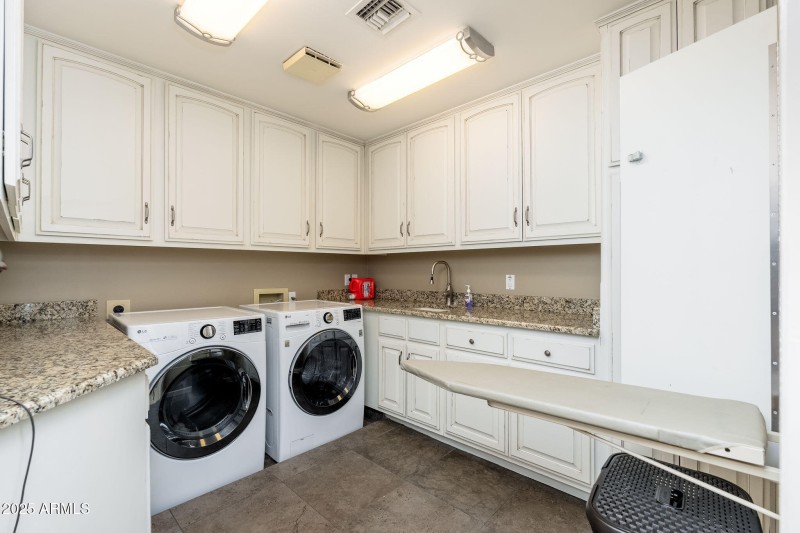 Laundry / Built-In Ironing Board