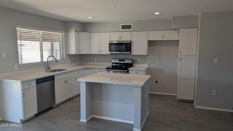 PXL_20250920_171033678