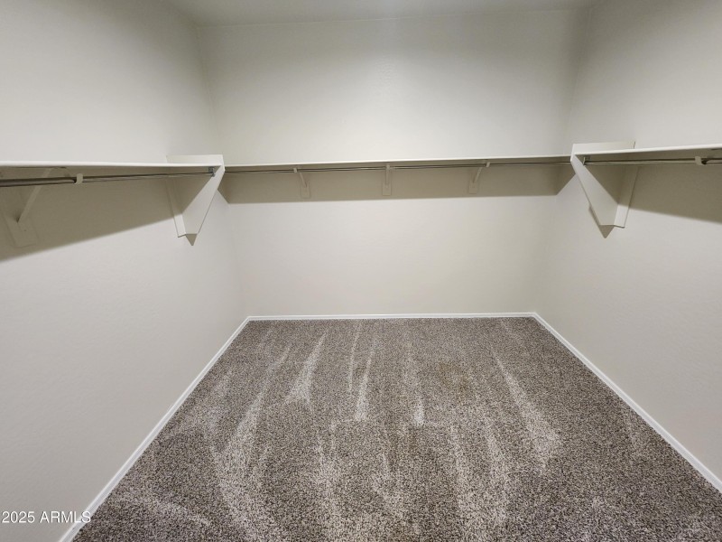 Master Walkin Closet