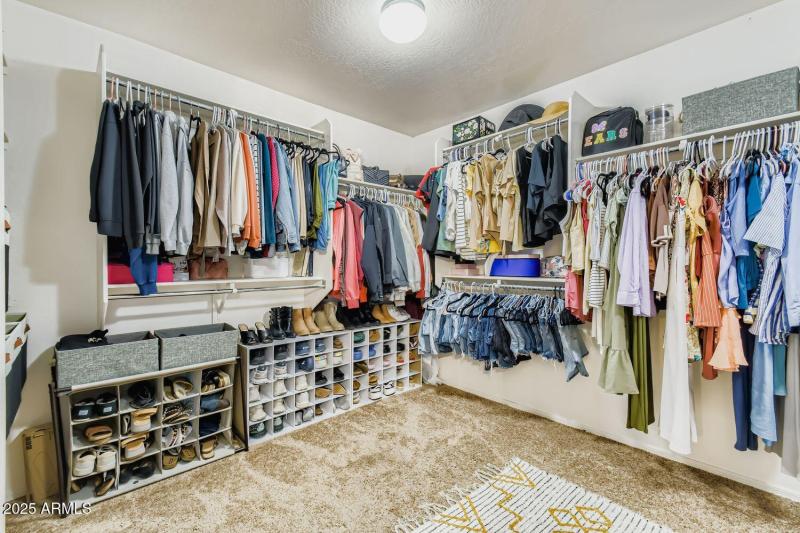 27 2nd Floor Primary Bedroom Closet