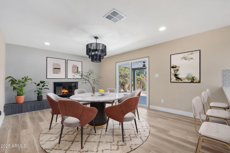 3121 W Hearn Rd - 11