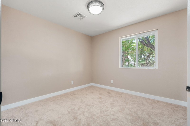 3121 W Hearn Rd - 18