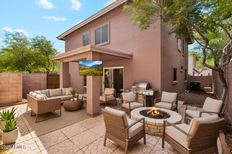 Outdoor Patio - Digitally Staged