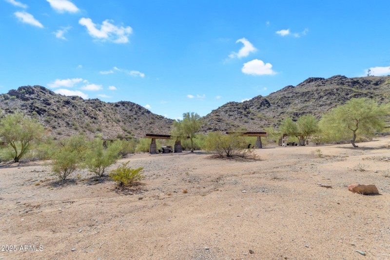 Nearby Hiking Trails