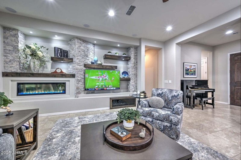 27162 W Behrend DR, Buckeye, AZ 85396