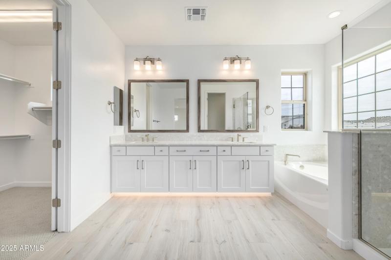 Lot 34 Primary bathroom