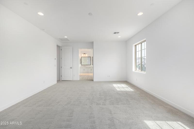 Lot 34 reverse primary suite