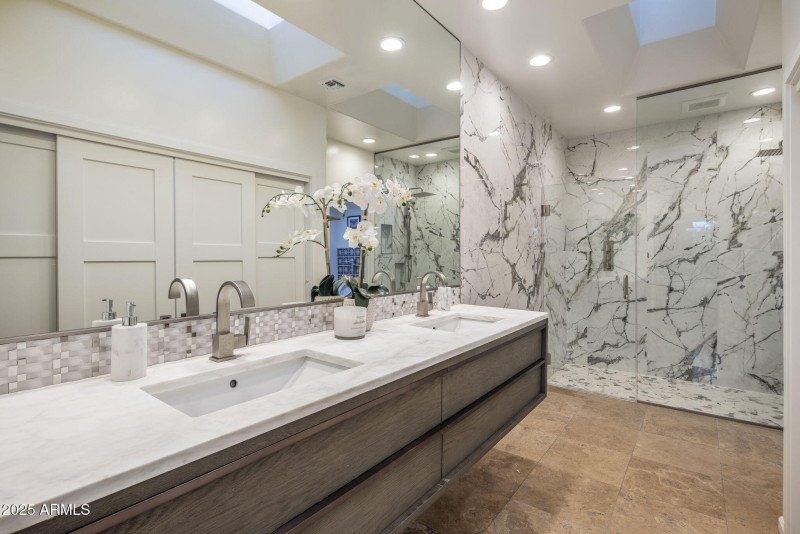 8401 N 84th Pl, Scottsdale